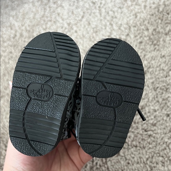 Monkey Feet Lace Up Leather Grey Cheetah Print Boots - Picture 4 of 6